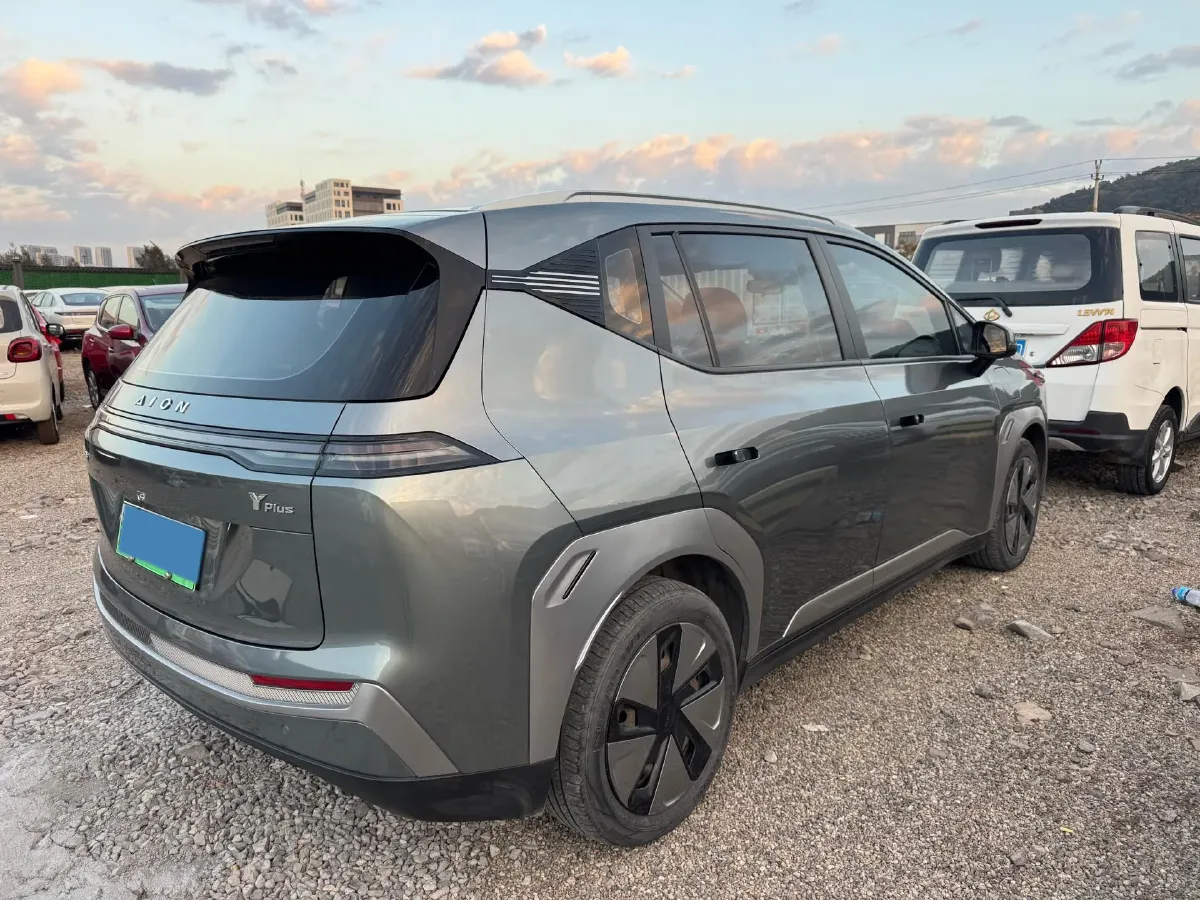 2023 GAC Trumpchi GS4 1.5T 177HP L4 6AT,autocango,china used car exporter,china ev exporter,chinese used car exporter,chinese used ev exporter