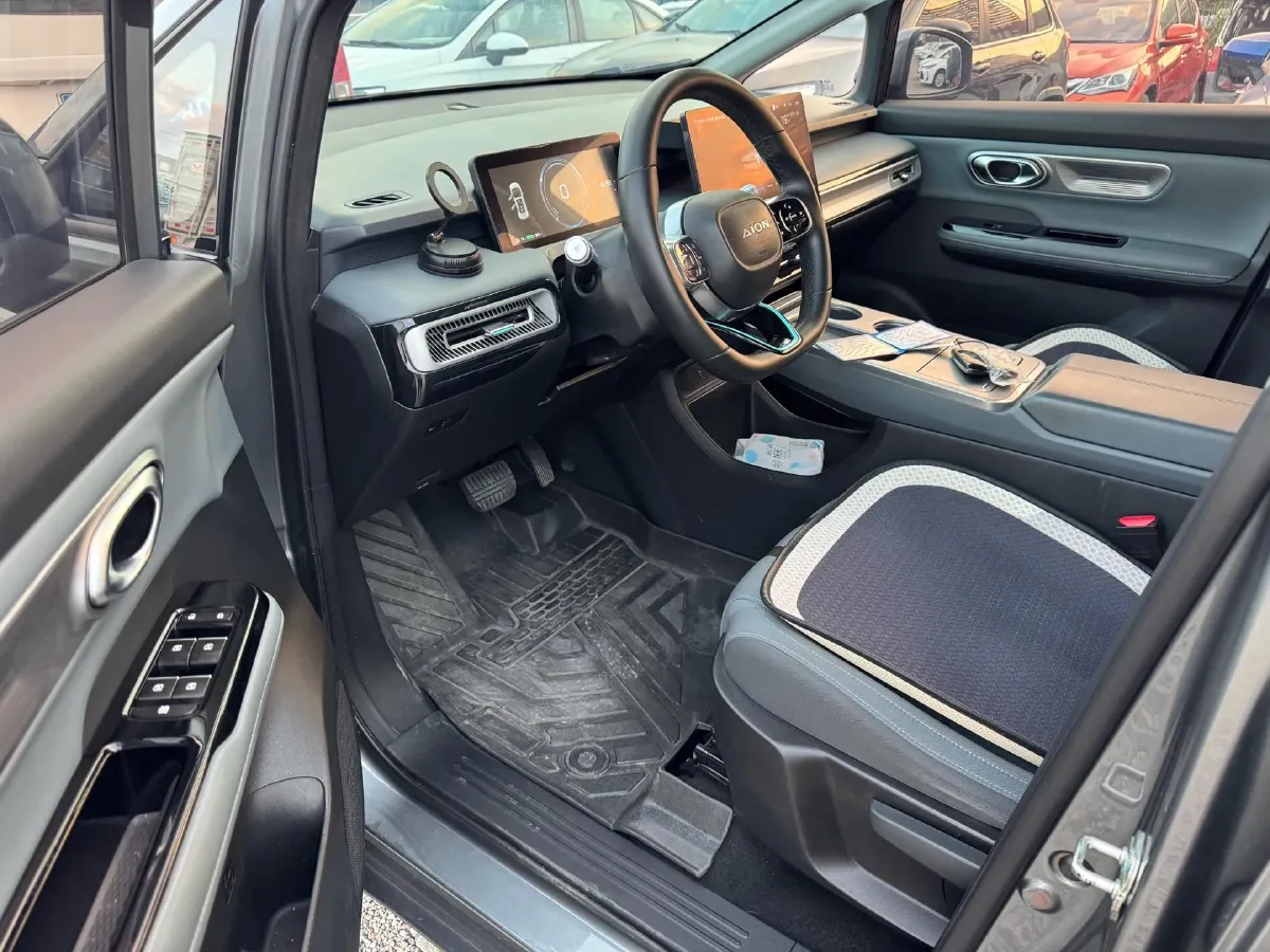 2023 GAC Trumpchi GS4 1.5T 177HP L4 6AT,autocango,china used car exporter,china ev exporter,chinese used car exporter,chinese used ev exporter