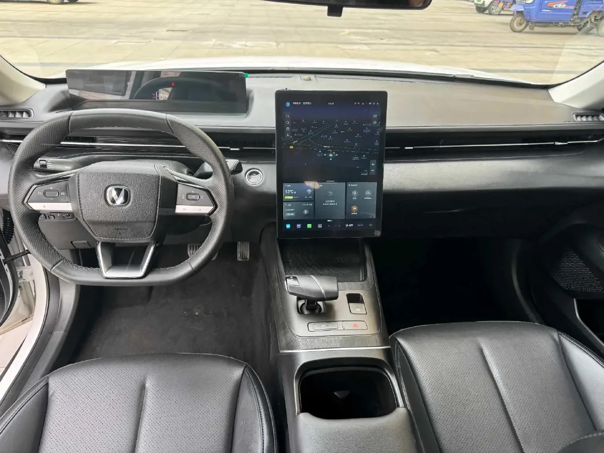 2024 ChangAn Eado 1.5T 170HP L4 7DCT,autocango,china used car exporter,china ev exporter,chinese used car exporter,chinese used ev exporter