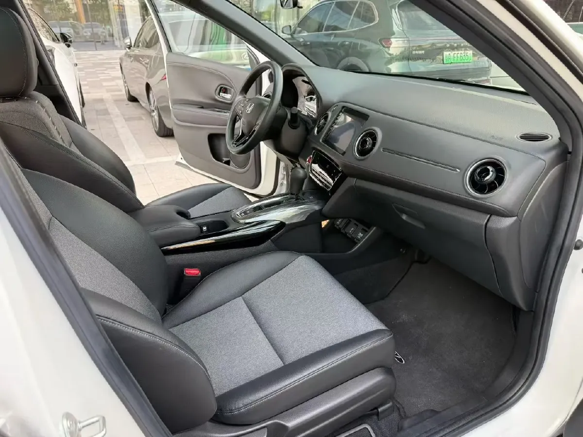 2021 Honda XR-V 1.5T 177HP L4 CVT,autocango,china used car exporter,china ev exporter,chinese used car exporter,chinese used ev exporter