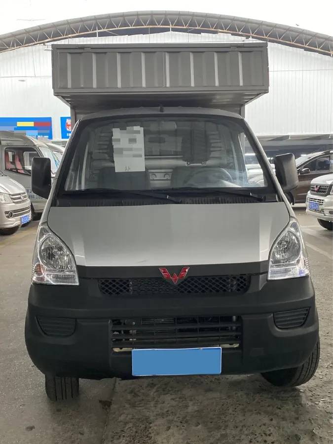 2021 WuLing RongGuang Mini Truck 1.5L 99HP L4 5MT,autocango,china used car exporter,china ev exporter,chinese used car exporter,chinese used ev exporter