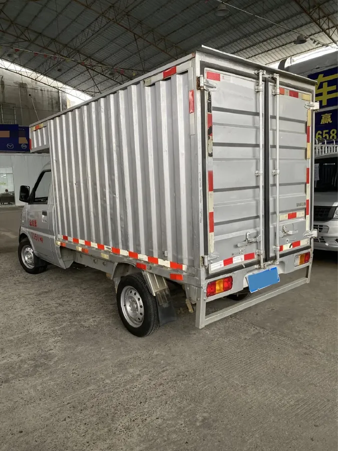 2021 WuLing RongGuang Mini Truck 1.5L 99HP L4 5MT,autocango,china used car exporter,china ev exporter,chinese used car exporter,chinese used ev exporter