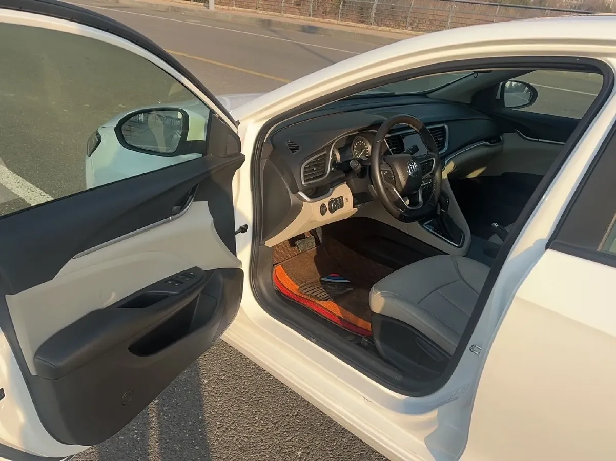 2019 Buick Excelle 1.0T 125HP L3 6DCT,autocango,china used car exporter,china ev exporter,chinese used car exporter,chinese used ev exporter