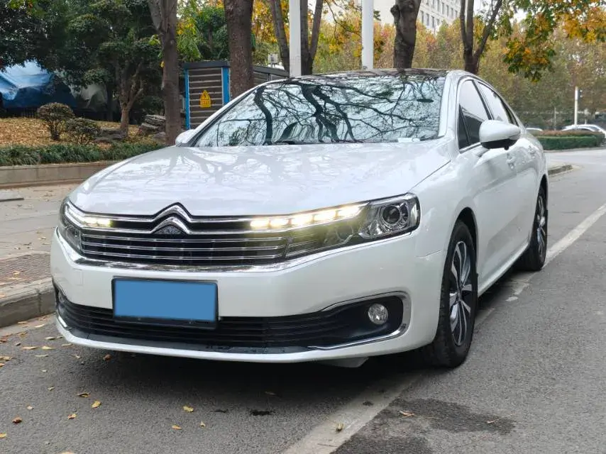2021 Citroen C6 1.8T 211HP L4 8AT