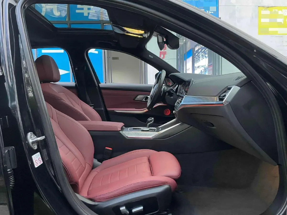 2021 BMW 3 Series 2.0T 184HP L4 8AT,autocango,china used car exporter,china ev exporter,chinese used car exporter,chinese used ev exporter