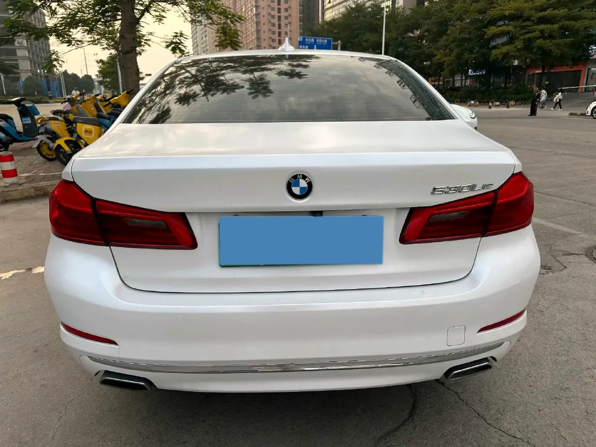 2020 BMW 5 Series 2.0T 184HP L4 8AT PHEV 17.7KWH,autocango,china used car exporter,china ev exporter,chinese used car exporter,chinese used ev exporter