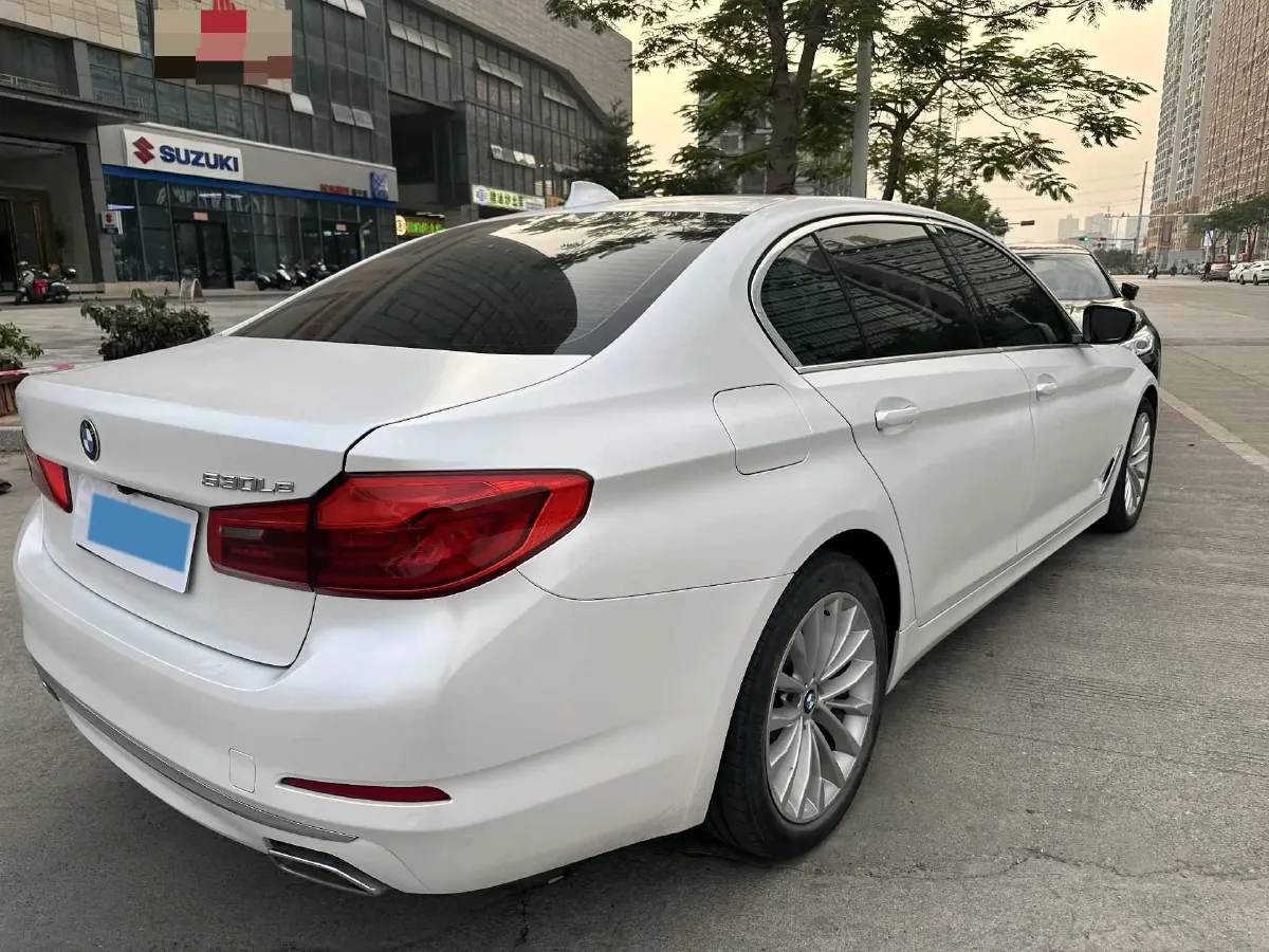 2020 BMW 5 Series 2.0T 184HP L4 8AT PHEV 17.7KWH,autocango,china used car exporter,china ev exporter,chinese used car exporter,chinese used ev exporter