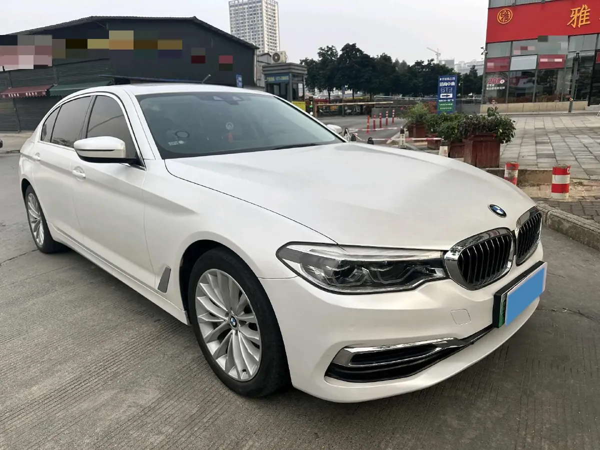 2020 BMW 5 Series 2.0T 184HP L4 8AT PHEV 17.7KWH,autocango,china used car exporter,china ev exporter,chinese used car exporter,chinese used ev exporter