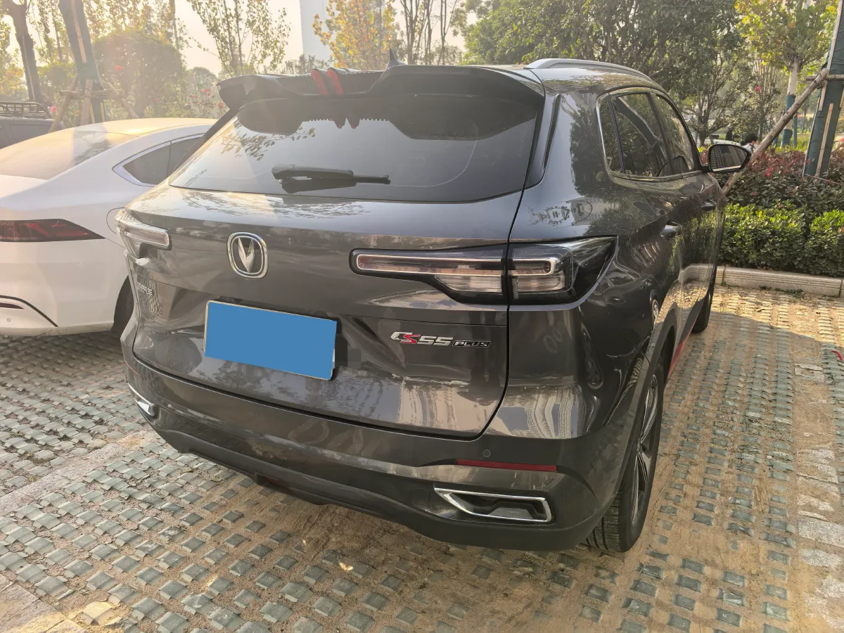 2022 ChangAn UNI-V 1.5T 188HP L4 7DCT,autocango,china used car exporter,china ev exporter,chinese used car exporter,chinese used ev exporter