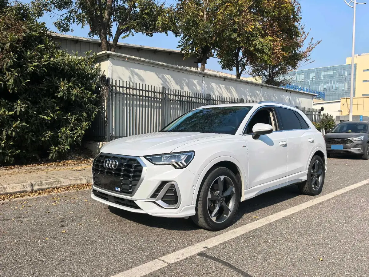 2022 Audi Q3 1.4T 150HP L4 7DCT
