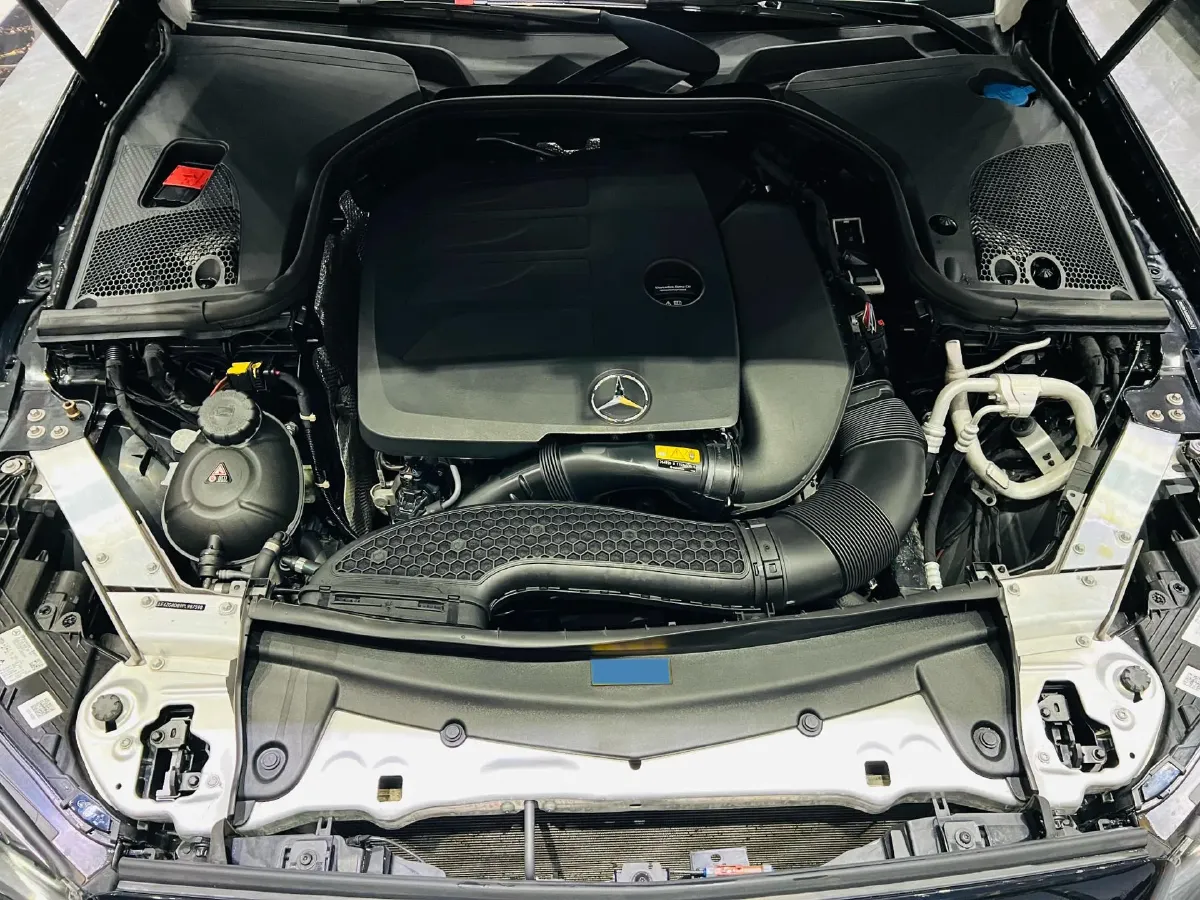 2023 Mercedes-Benz E Class 2.0T 258HP L4 9AT,autocango,china used car exporter,china ev exporter,chinese used car exporter,chinese used ev exporter