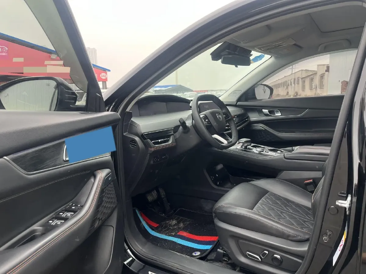2021 ChangAn UNI-K 2.0T 233HP L4 8AT,autocango,china used car exporter,china ev exporter,chinese used car exporter,chinese used ev exporter