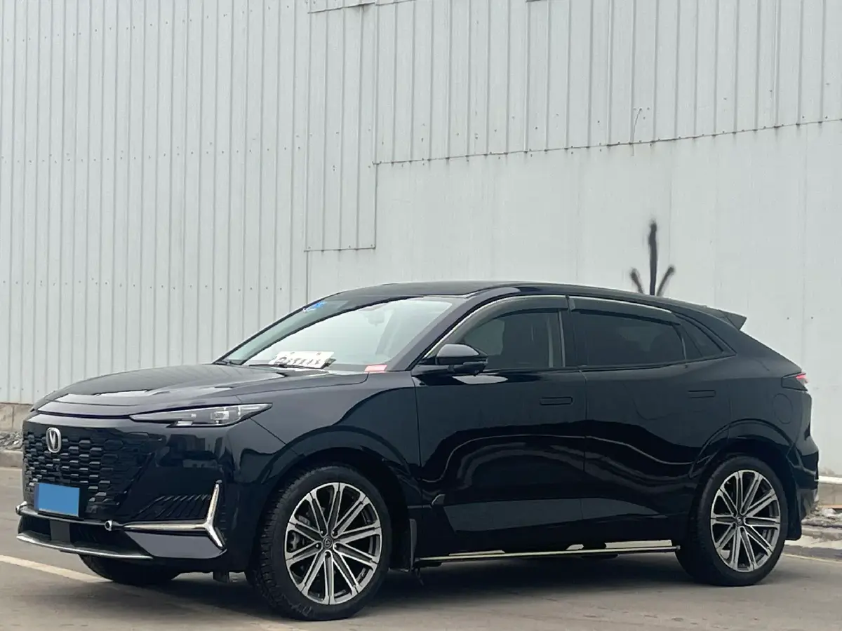 2021 ChangAn UNI-K 2.0T 233HP L4 8AT