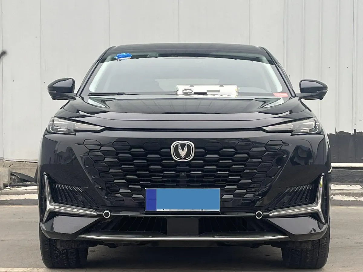 2021 ChangAn UNI-K 2.0T 233HP L4 8AT,autocango,china used car exporter,china ev exporter,chinese used car exporter,chinese used ev exporter