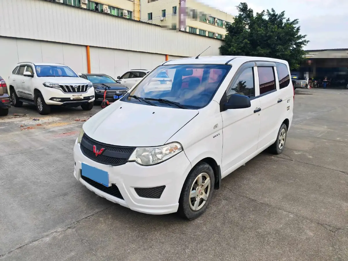 2015 WuLing HongGuang 1.5L 112HP L4 5MT