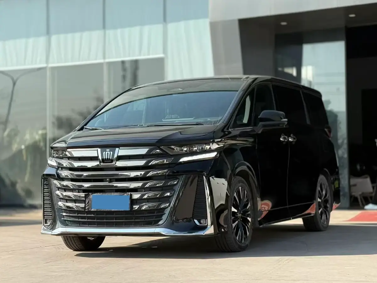 2024 Toyota Vellfire 2.5L 190HP L4 E-CVT Hybrid