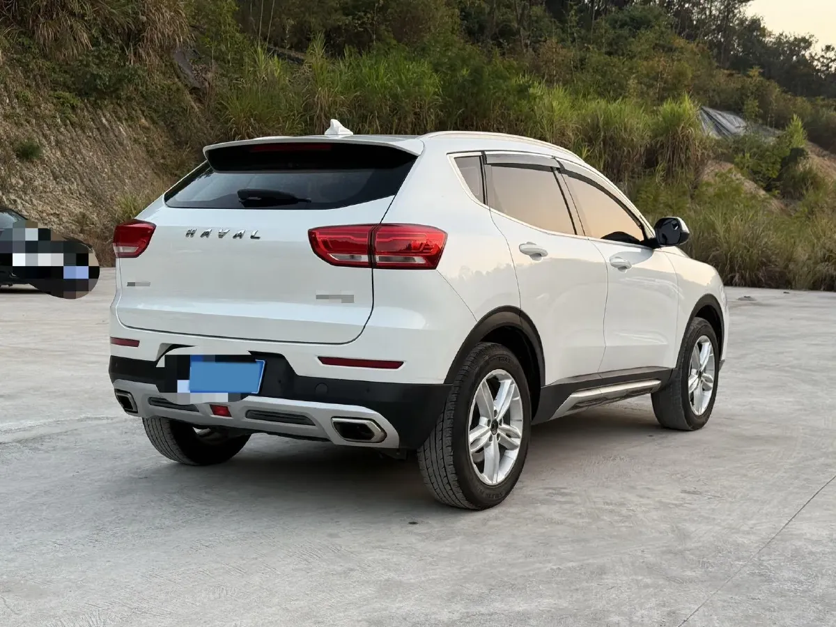2018 Haval H4 1.5T 169HP L4 7DCT,autocango,china used car exporter,china ev exporter,chinese used car exporter,chinese used ev exporter