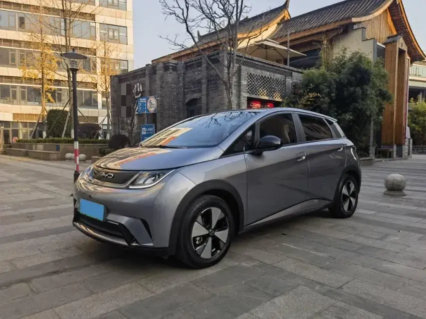 2023 BYD Dolphin BEV 44.928KWH