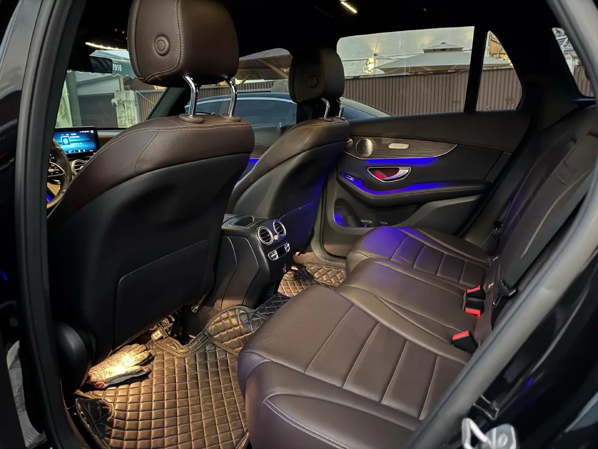 2022 Mercedes-Benz GLC Class 2.0T 258HP L4 9AT,autocango,china used car exporter,china ev exporter,chinese used car exporter,chinese used ev exporter