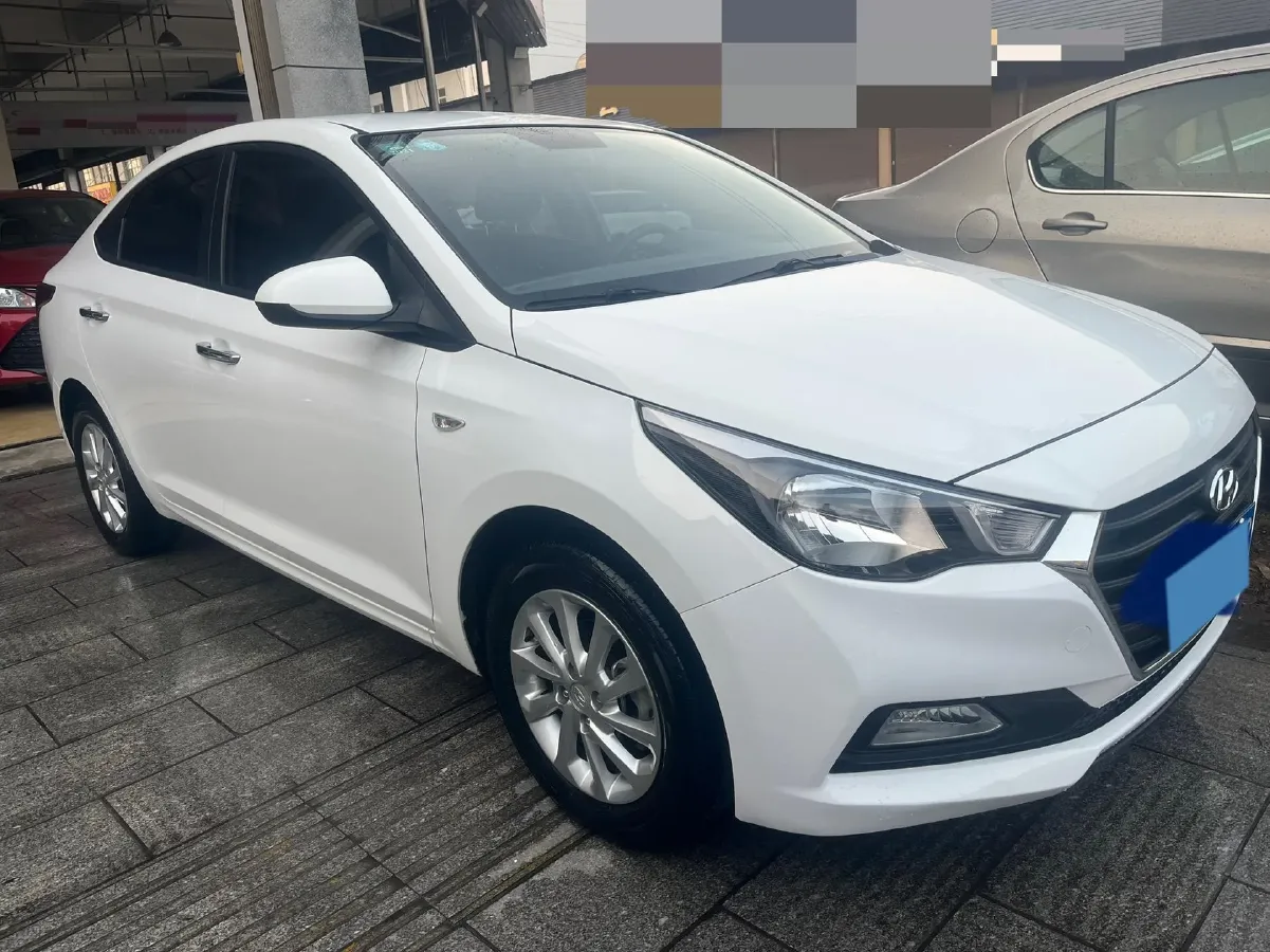 2017 Hyundai Verna RV 1.4L 100HP L4 6AT,autocango,china used car exporter,china ev exporter,chinese used car exporter,chinese used ev exporter