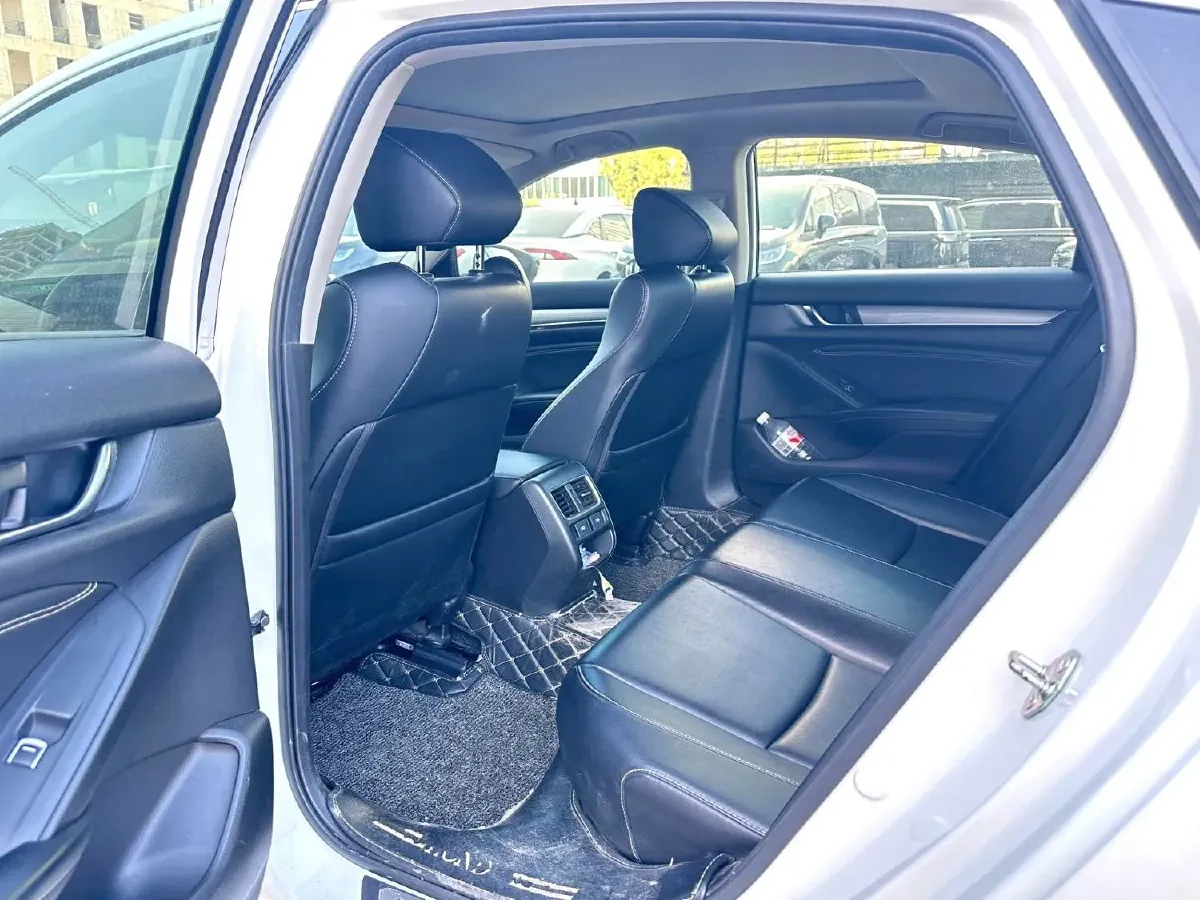 2019 Honda Inspire 1.5T 194HP L4 CVT,autocango,china used car exporter,china ev exporter,chinese used car exporter,chinese used ev exporter