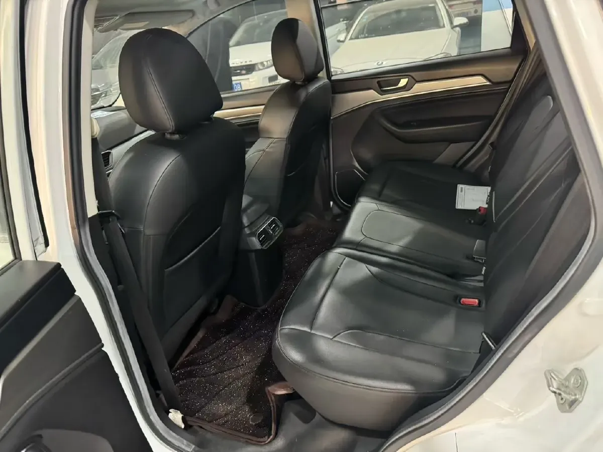 2018 Haval H6 1.5T 150HP L4 6MT,autocango,china used car exporter,china ev exporter,chinese used car exporter,chinese used ev exporter