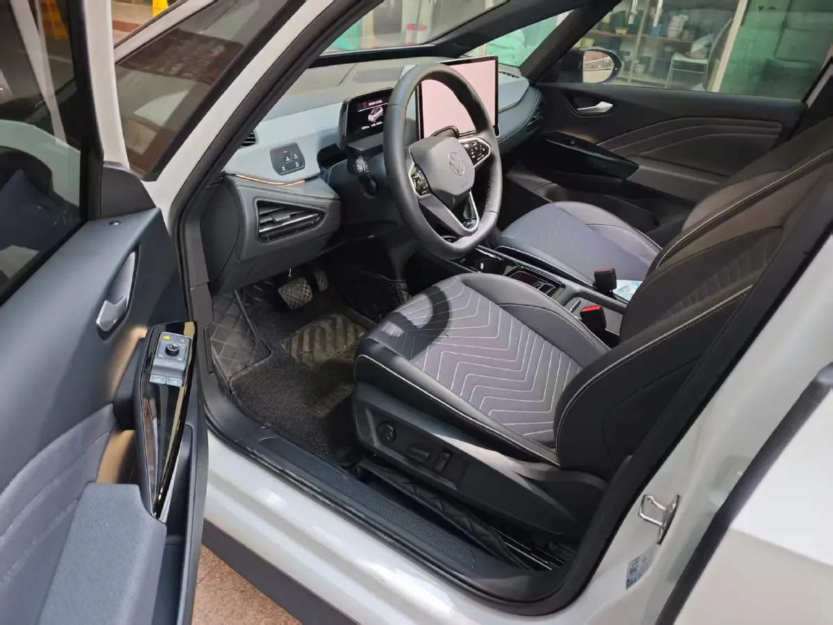 2025 Reach Ren T30 BEV,autocango,china used car exporter,china ev exporter,chinese used car exporter,chinese used ev exporter