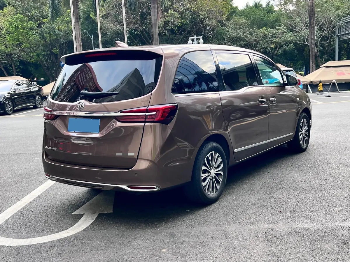 2020 Buick GL8 2.0T 237HP L4 9AT,autocango,china used car exporter,china ev exporter,chinese used car exporter,chinese used ev exporter
