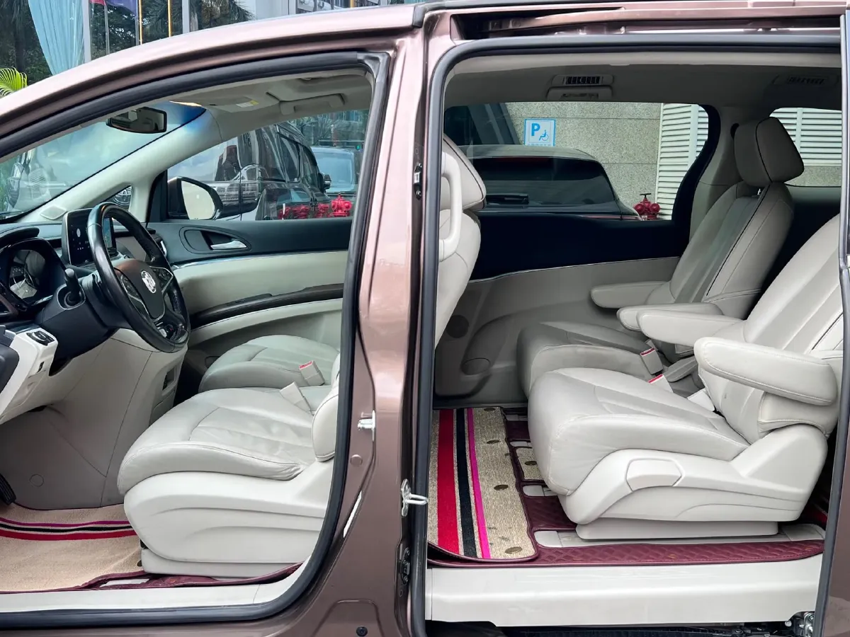 2020 Buick GL8 2.0T 237HP L4 9AT,autocango,china used car exporter,china ev exporter,chinese used car exporter,chinese used ev exporter