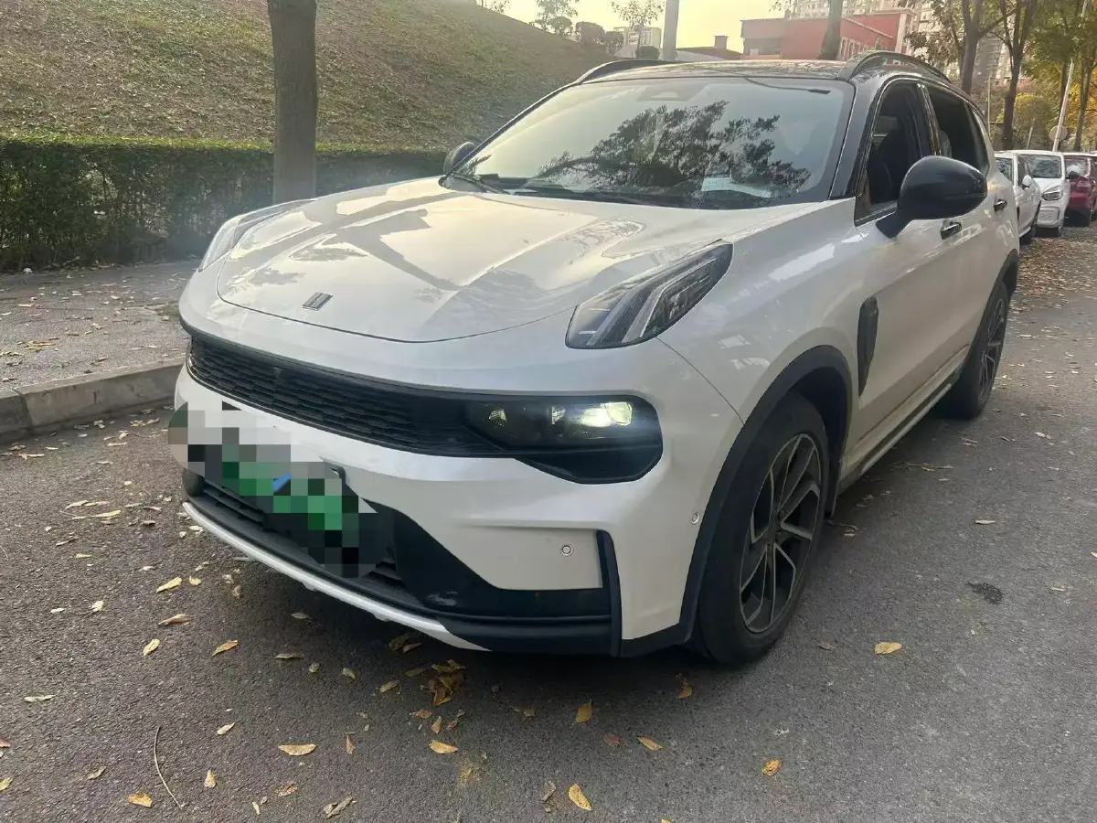 2023 LYNK&CO 08 EM-P 1.5T 163HP L4 3DHT PHEV 21.2KWH