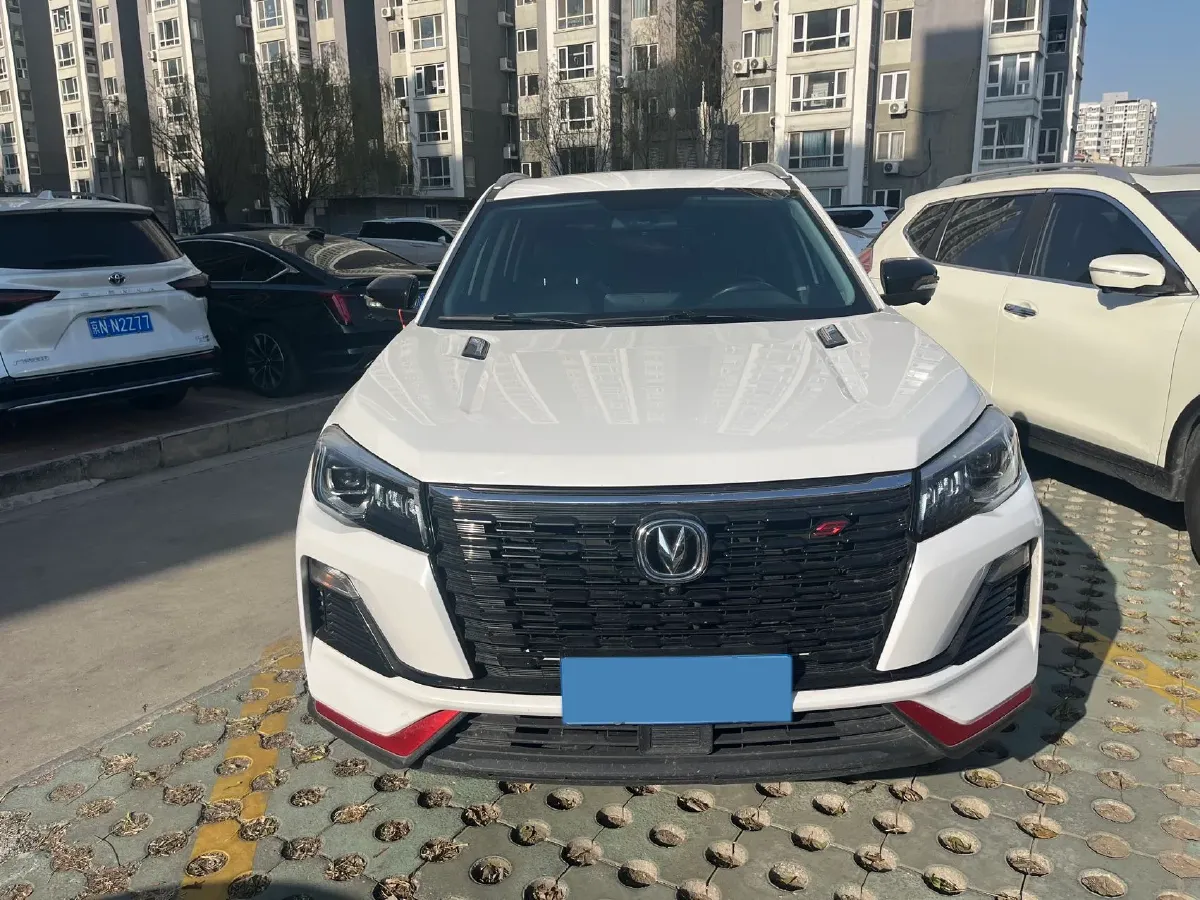 2022 ChangAn CS75 1.5T 180HP L4 7DCT,autocango,china used car exporter,china ev exporter,chinese used car exporter,chinese used ev exporter