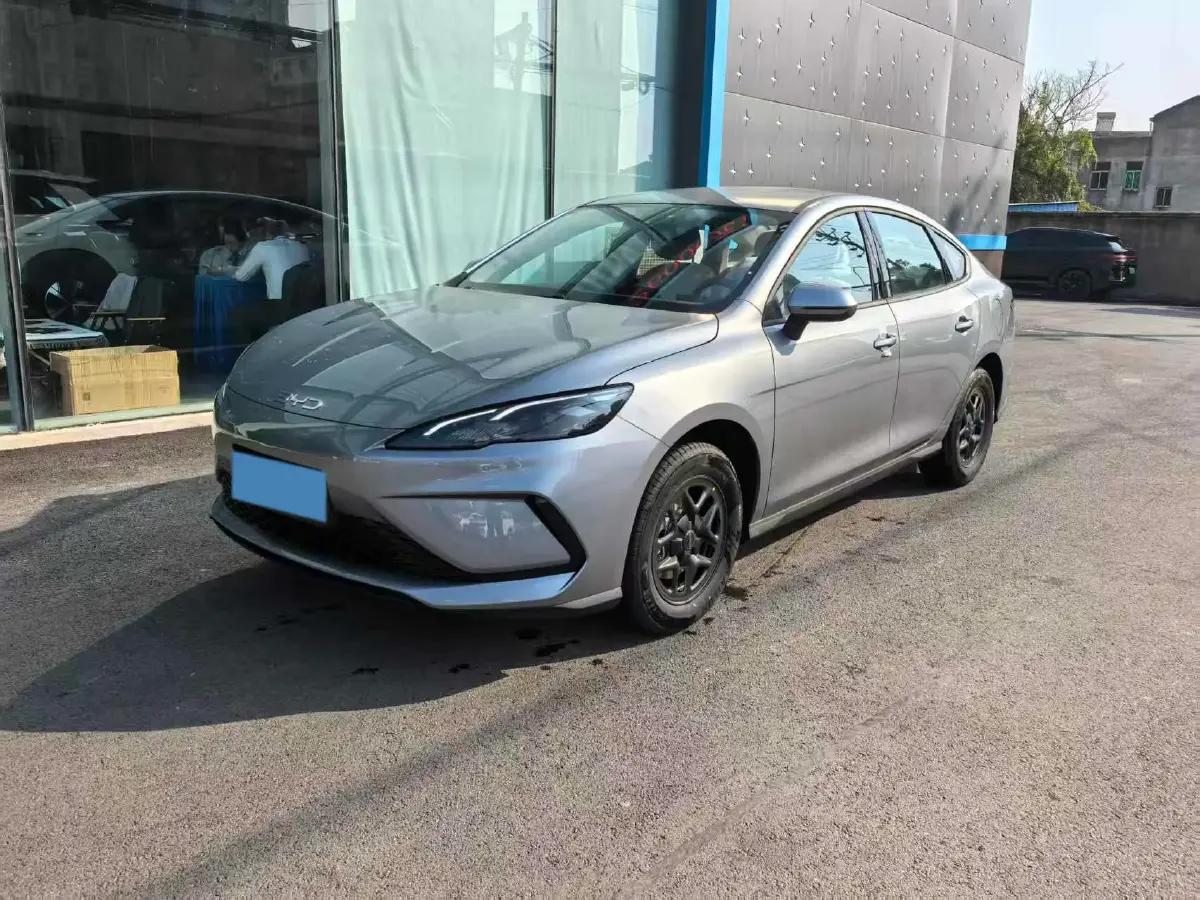 2026 BYD Seal05 DM-i 1.5L 101HP L4 E-CVT PHEV