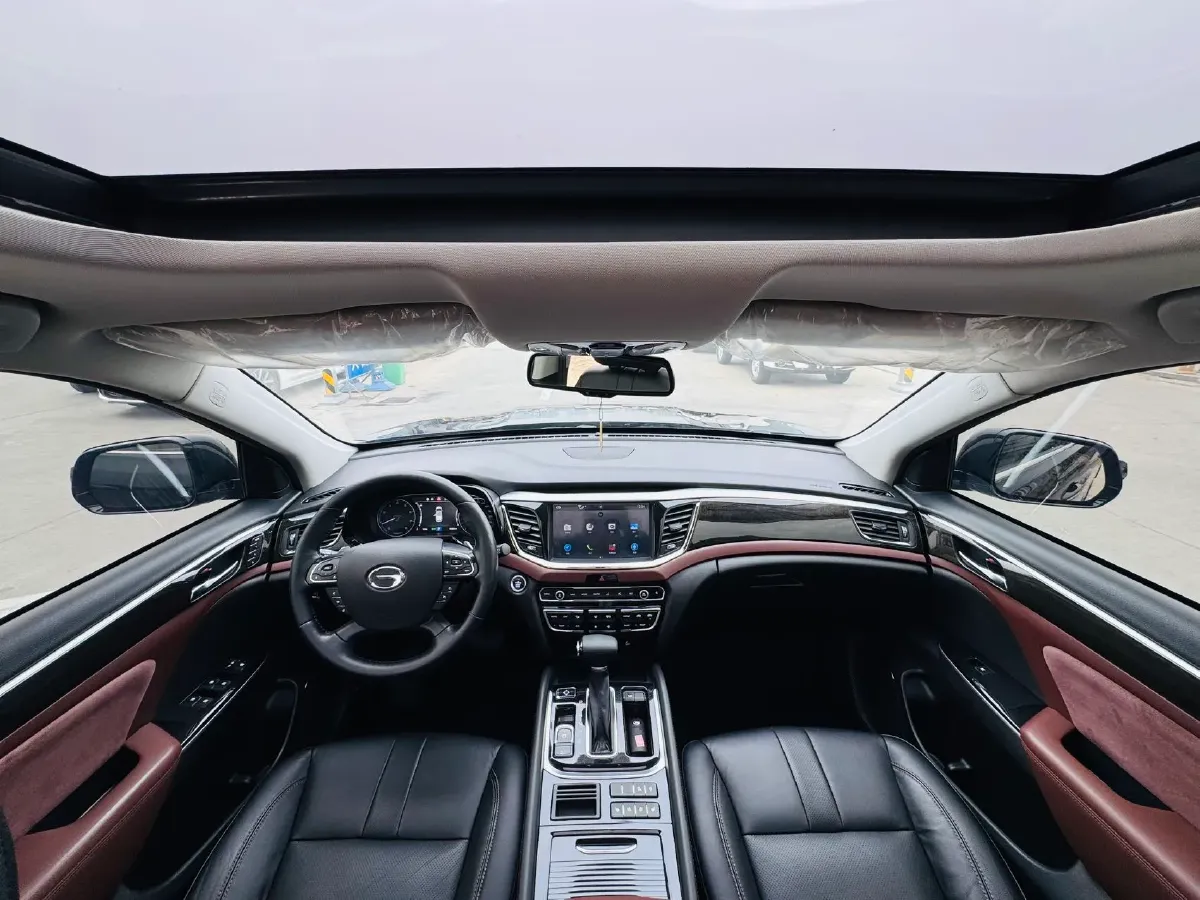 2017 GAC Trumpchi GS8 2.0T 201HP L4 6AT,autocango,china used car exporter,china ev exporter,chinese used car exporter,chinese used ev exporter