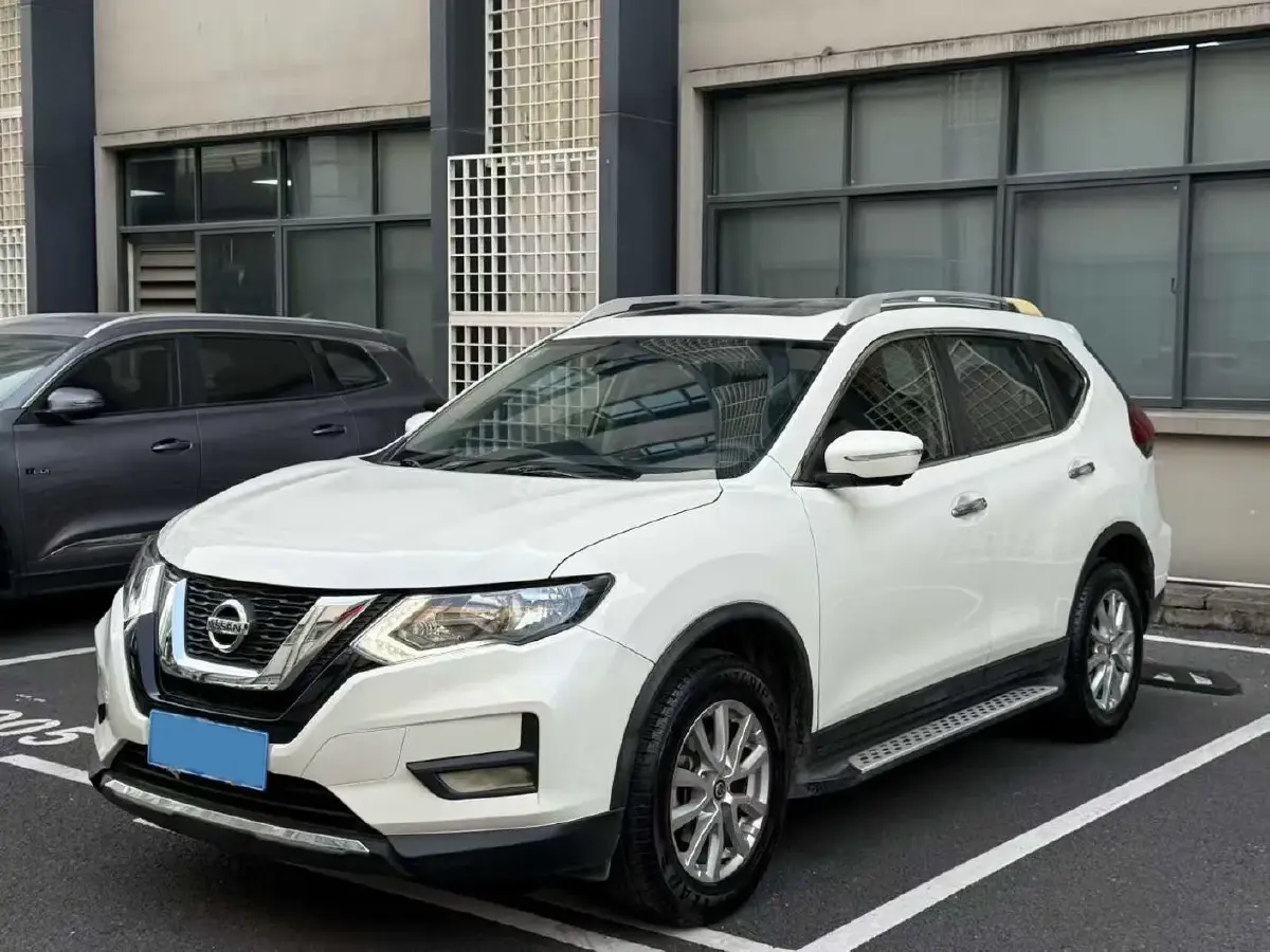 2020 Nissan X-Trail 2.0L 154HP L4 CVT