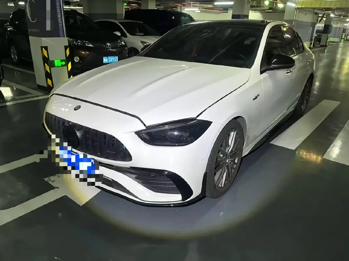 2024 Mercedes-Benz C AMG 2.0T 408HP L4 9AT