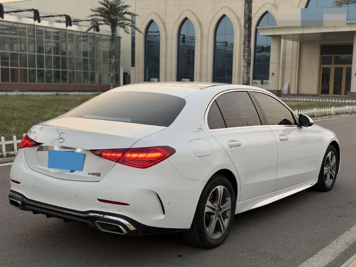 2022 Mercedes-Benz C Class 1.5T 170HP L4 9AT,autocango,china used car exporter,china ev exporter,chinese used car exporter,chinese used ev exporter