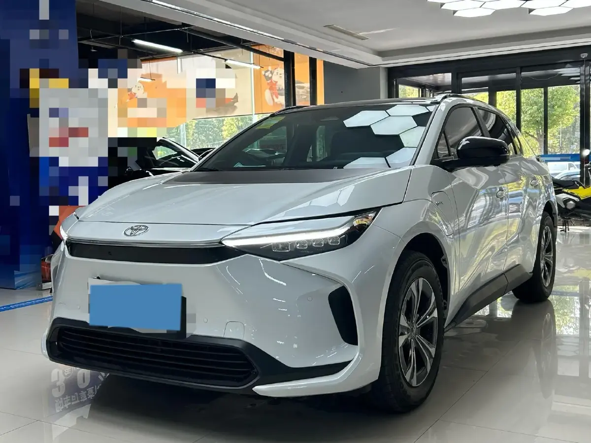 2024 Toyota BZ4X BEV 66.7KWH