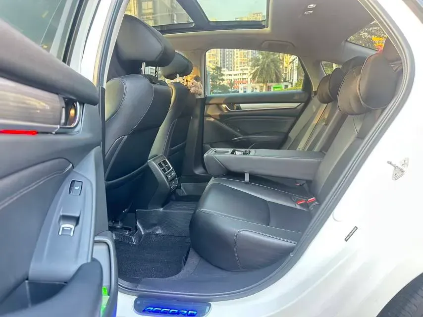 2018 Honda Accord 2.0L 146HP L4 E-CVT Hybrid,autocango,china used car exporter,china ev exporter,chinese used car exporter,chinese used ev exporter