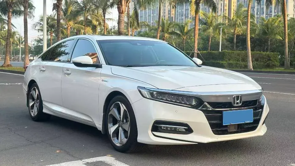 2018 Honda Accord 2.0L 146HP L4 E-CVT Hybrid,autocango,china used car exporter,china ev exporter,chinese used car exporter,chinese used ev exporter