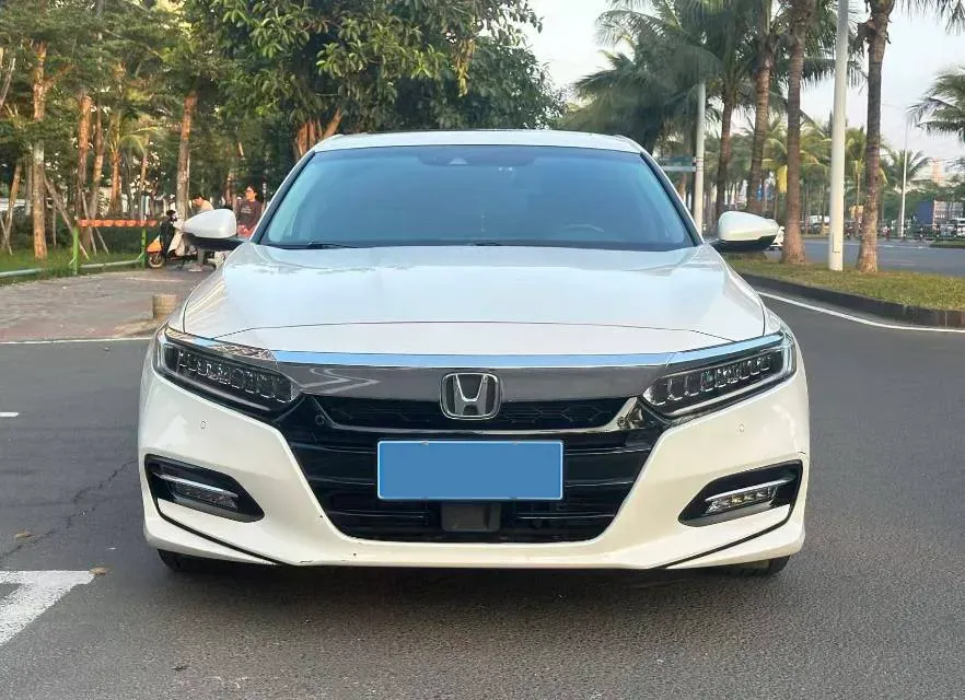 2018 Honda Accord 2.0L 146HP L4 E-CVT Hybrid,autocango,china used car exporter,china ev exporter,chinese used car exporter,chinese used ev exporter