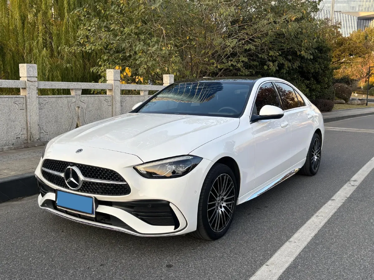 2024 Mercedes-Benz C Class 1.5T 204HP L4 9AT,autocango,china used car exporter,china ev exporter,chinese used car exporter,chinese used ev exporter