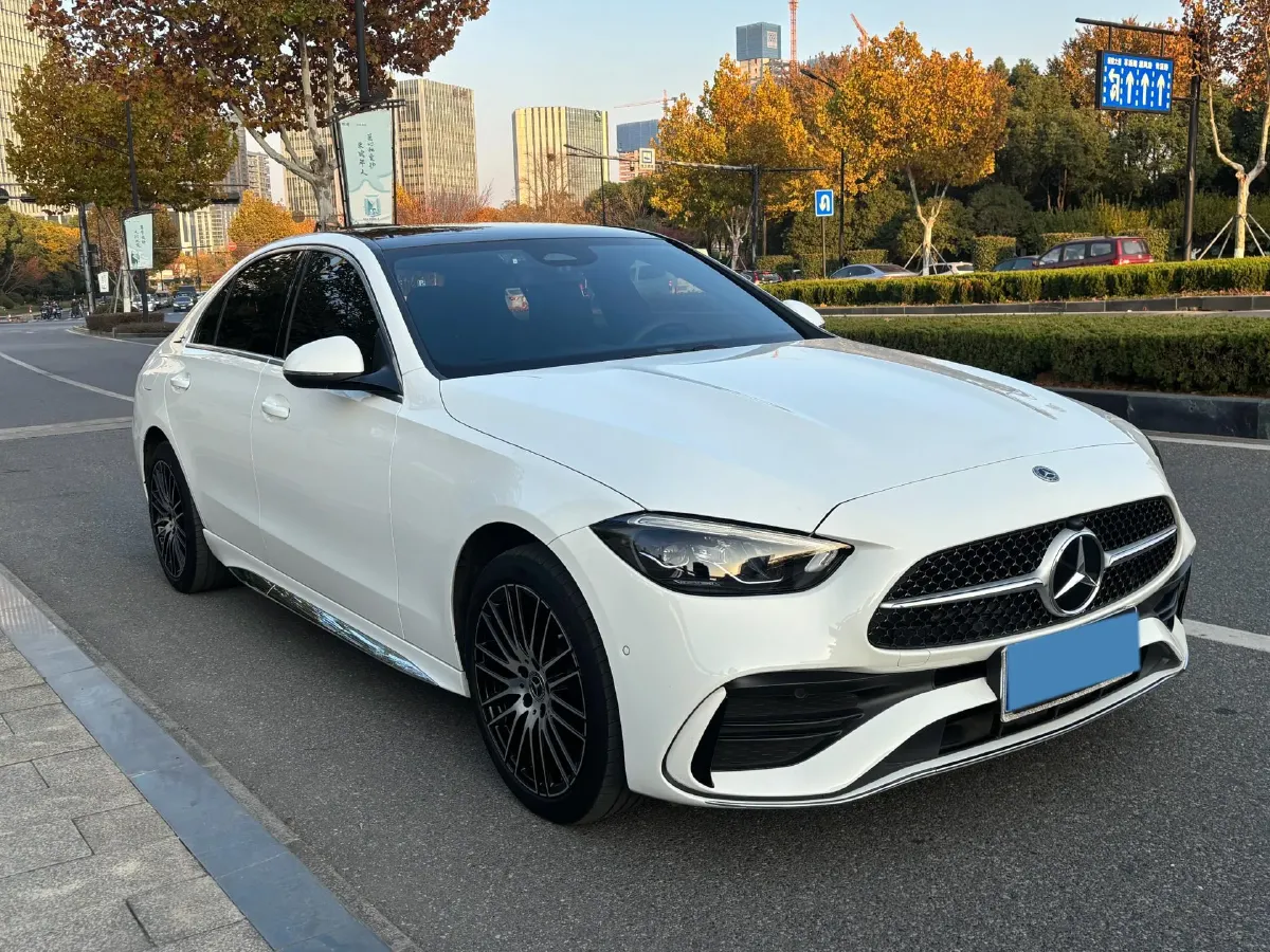 2024 Mercedes-Benz C Class 1.5T 204HP L4 9AT,autocango,china used car exporter,china ev exporter,chinese used car exporter,chinese used ev exporter
