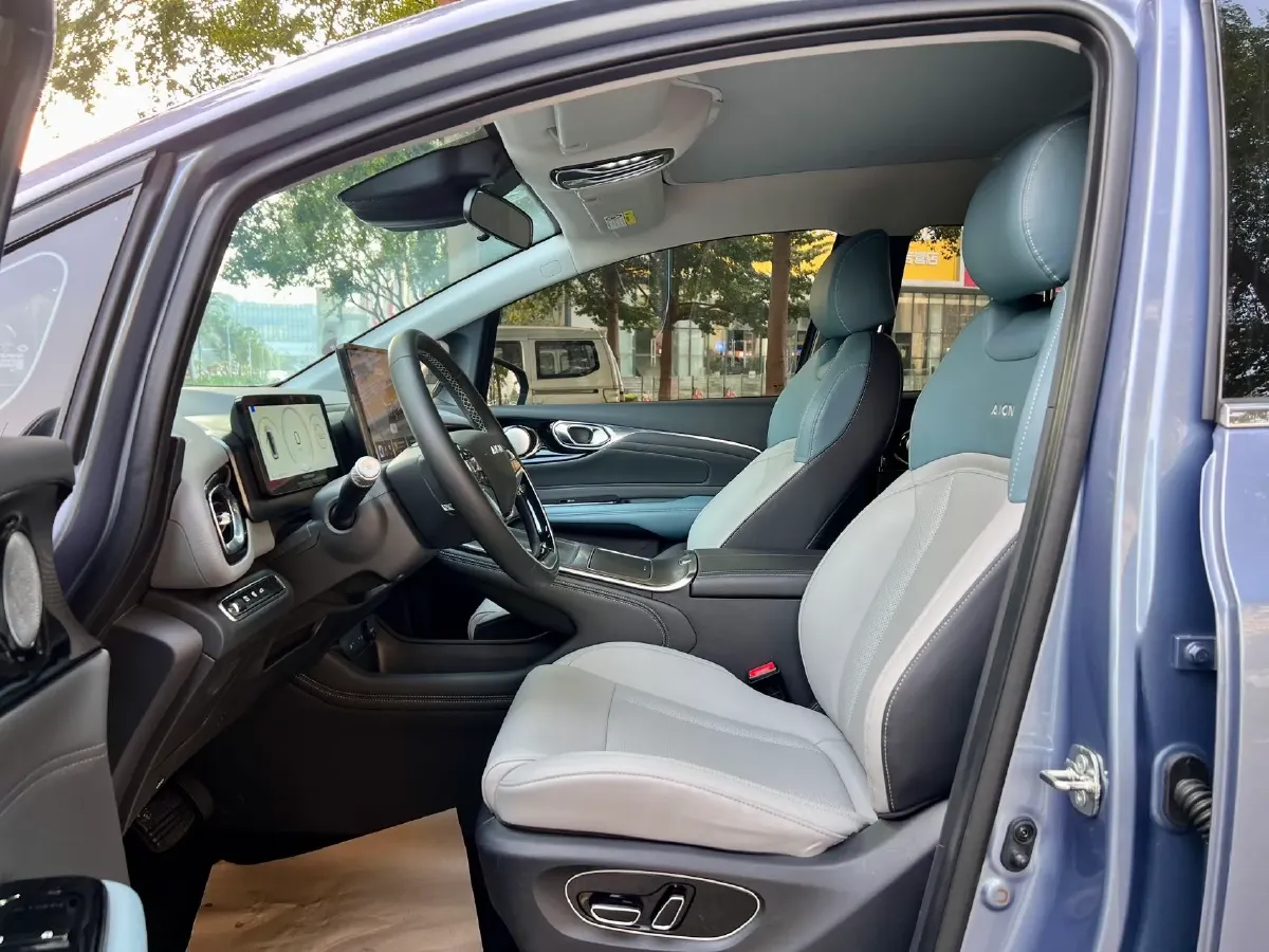 2024 Chevrolet EquinoxPlus 1.5T 180HP L4 2DHT PHEV 24.4KWH,autocango,china used car exporter,china ev exporter,chinese used car exporter,chinese used ev exporter