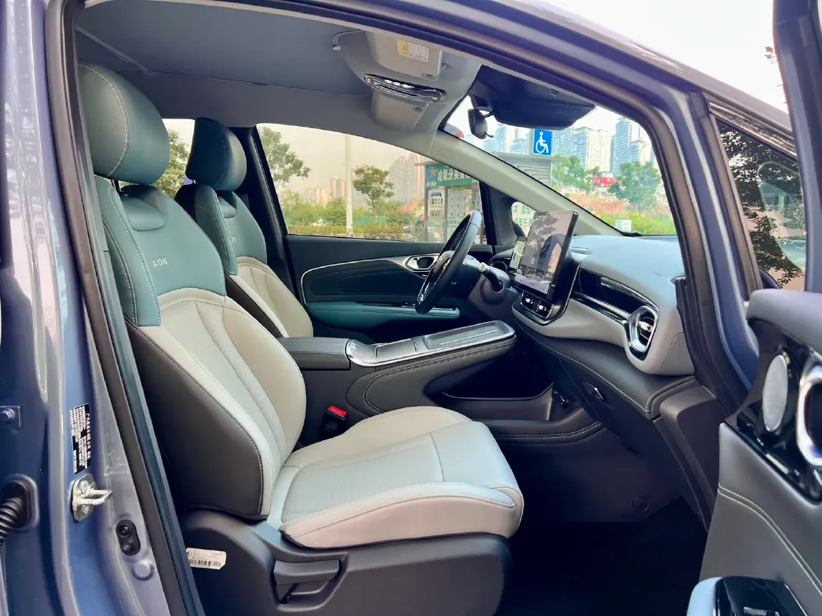2024 Chevrolet EquinoxPlus 1.5T 180HP L4 2DHT PHEV 24.4KWH,autocango,china used car exporter,china ev exporter,chinese used car exporter,chinese used ev exporter