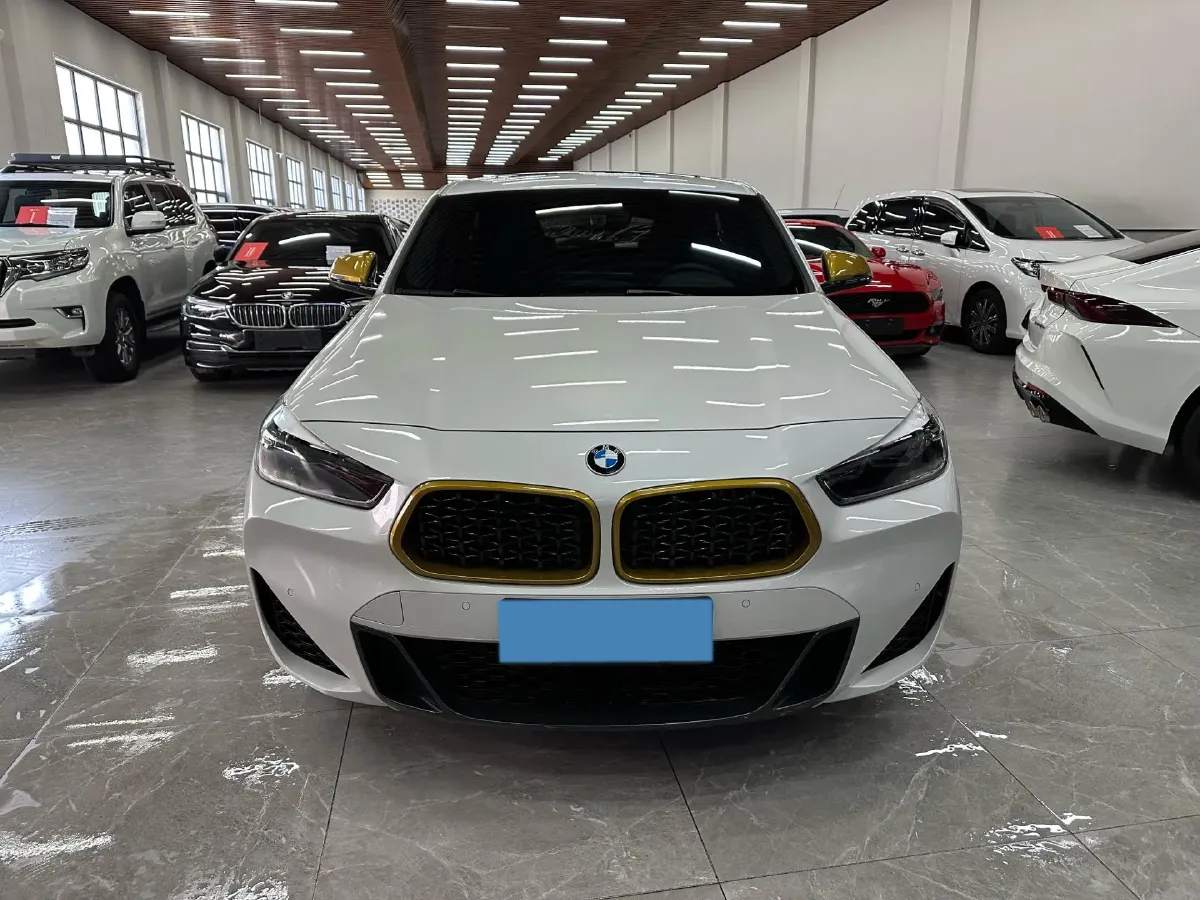2023 BMW X2 2.0T 178HP L4 7DCT,autocango,china used car exporter,china ev exporter,chinese used car exporter,chinese used ev exporter