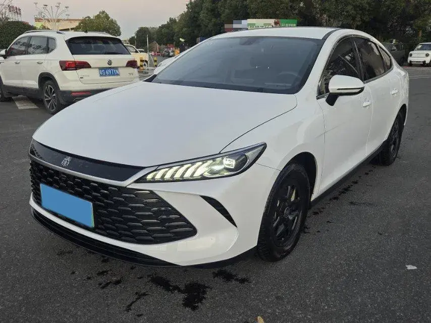 2025 BYD Seal05 DM-i 1.5L 101HP L4 E-CVT PHEV 7.68KWH