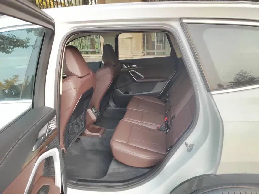 2024 BMW X1 2.0T 204HP L4 7DCT,autocango,china used car exporter,china ev exporter,chinese used car exporter,chinese used ev exporter