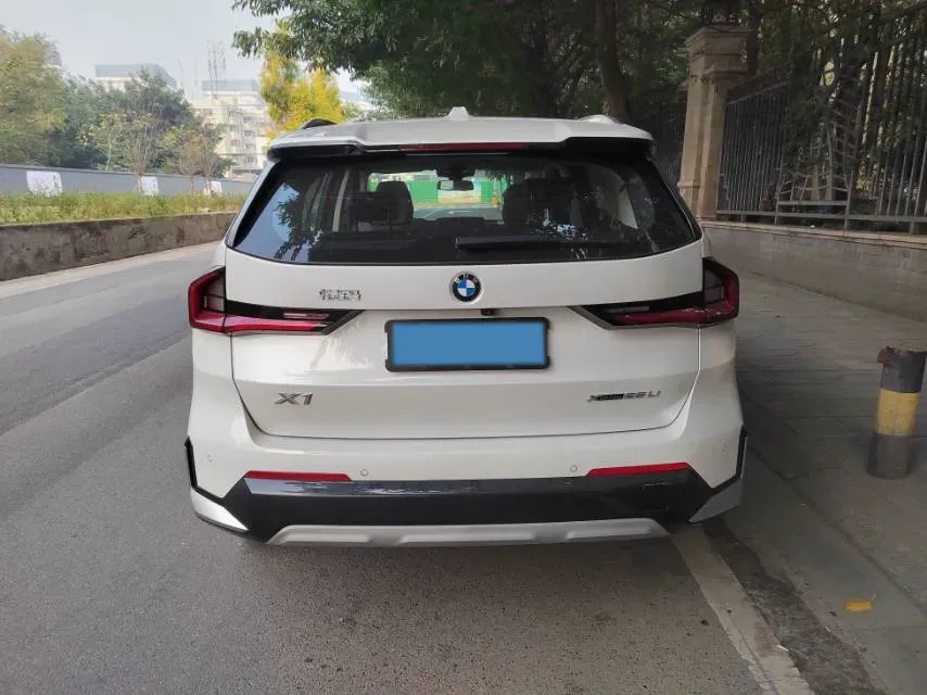 2024 BMW X1 2.0T 204HP L4 7DCT,autocango,china used car exporter,china ev exporter,chinese used car exporter,chinese used ev exporter