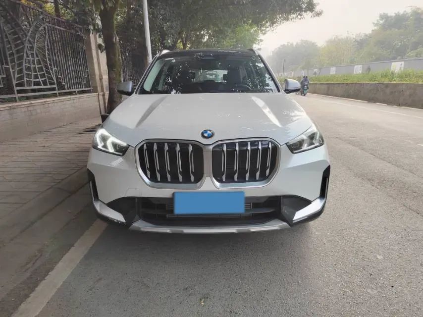 2024 BMW X1 2.0T 204HP L4 7DCT,autocango,china used car exporter,china ev exporter,chinese used car exporter,chinese used ev exporter