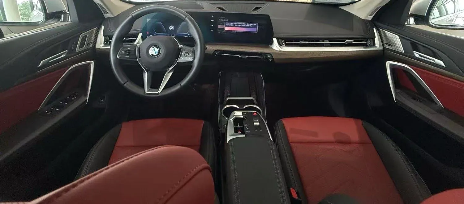 2023 BMW X1 2.0T 204HP L4 7DCT,autocango,china used car exporter,china ev exporter,chinese used car exporter,chinese used ev exporter